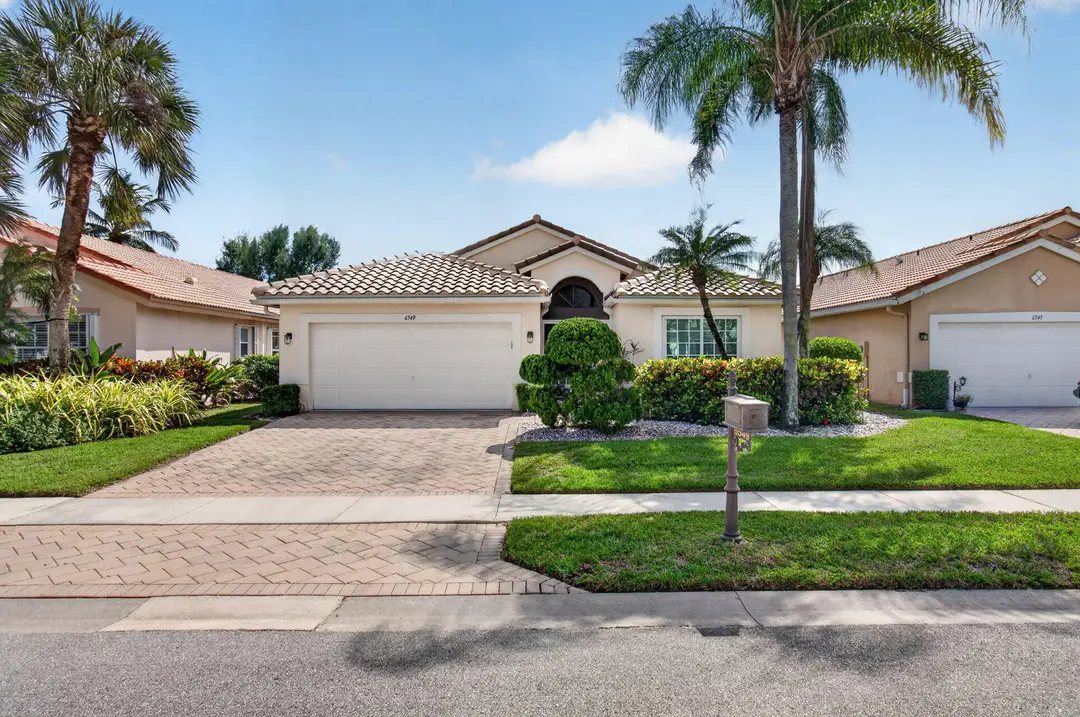 6549 Sun River Road, Boynton Beach, FL 33437