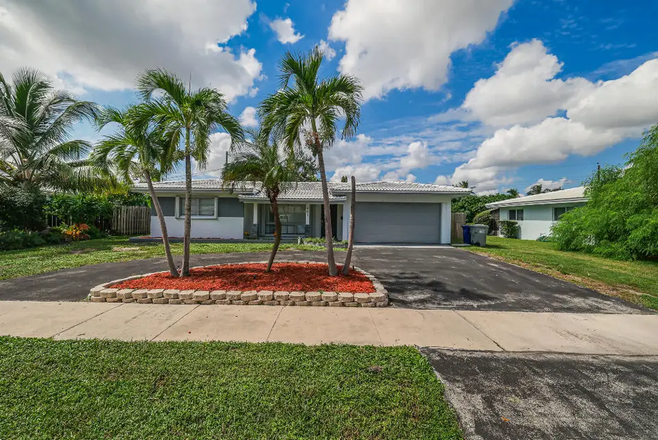 461 SE 3RD Avenue, Pompano Beach, FL 33060