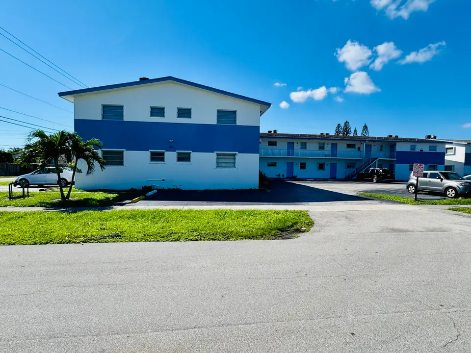 410 W Palm Street 24, Lantana, FL 33462