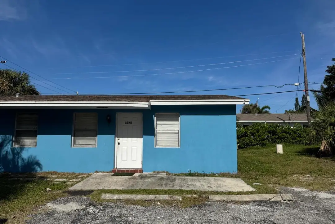 1976 Windsor Drive, North Palm Beach, FL 33408