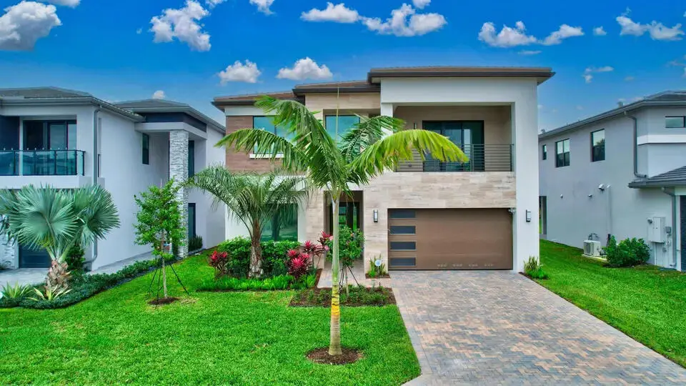 8612 Swinley Frst Way, Boca Raton, FL 33434