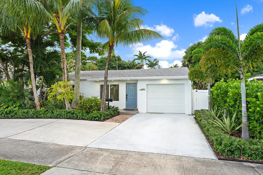 5521 Parker Ave-2