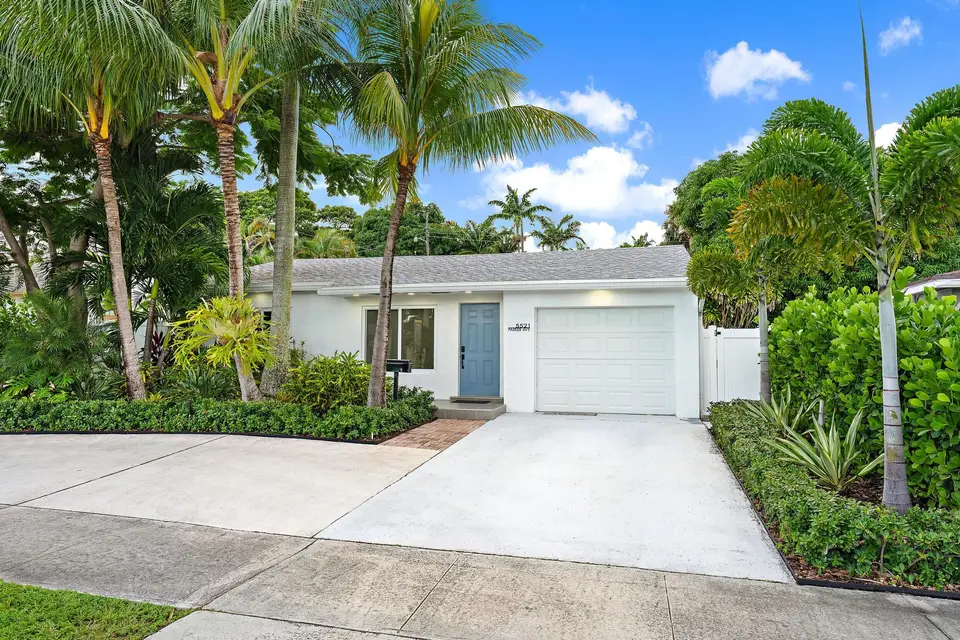 5521 Parker Avenue, West Palm Beach, FL 33405