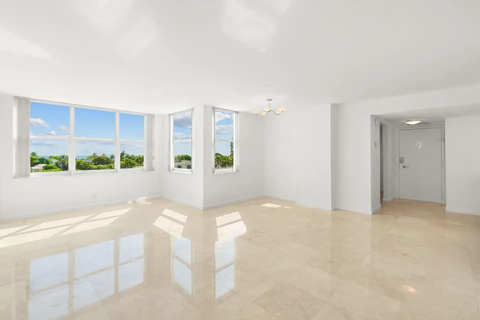 3015 N Ocean Boulevard 5F, Fort Lauderdale, FL 33308