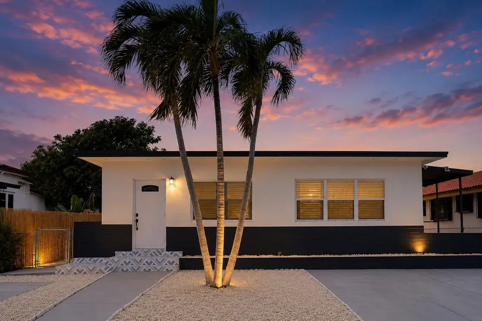 1232 SW 30TH Place 1232, Miami, FL 33135