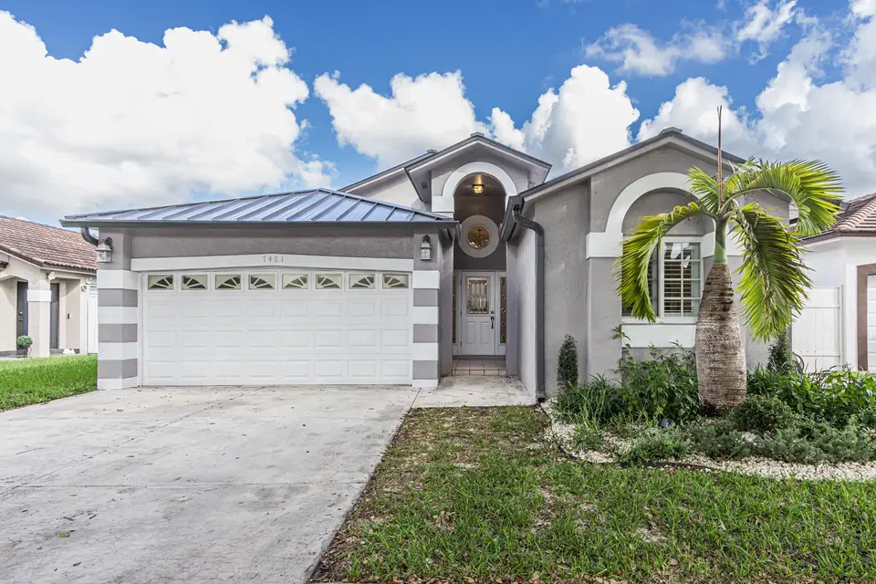 7461 NW 167th Terrace, Hialeah, FL 33015