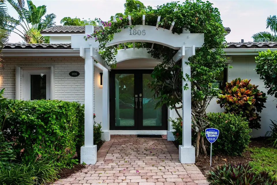 1806 NE 22ND Terrace, Fort Lauderdale, FL 33305