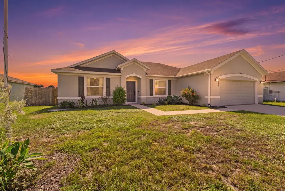 770 SW Saragossa Avenue, Port St. Lucie, FL 34953