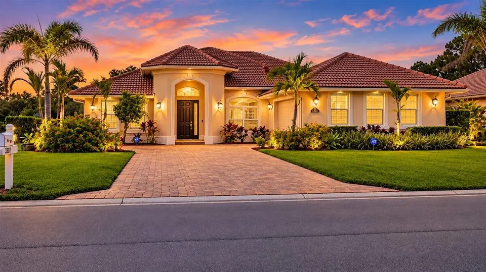 2801 Bent Pine Drive, Fort Pierce, FL 34951