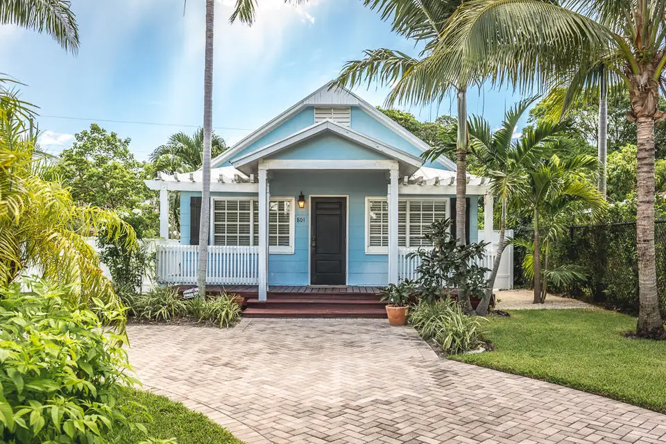 801 SE 3RD Avenue, Delray Beach, FL 33483