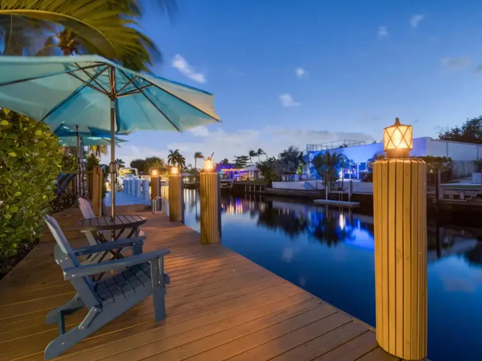 2125 NE 17TH Terrace, Wilton Manors, FL 33305