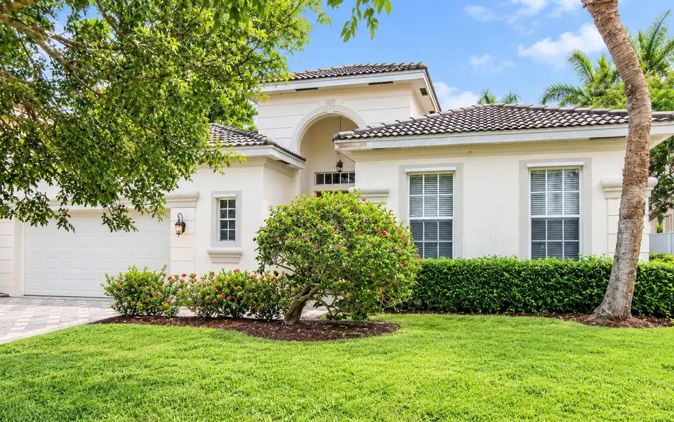 1704 ANNANDALE Circle, Royal Palm Beach, FL 33411