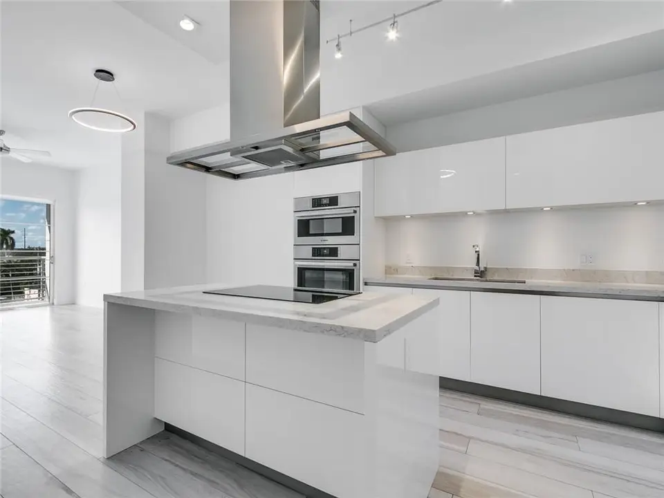 155 E BOCA RATON Road 424, Boca Raton, FL 33432