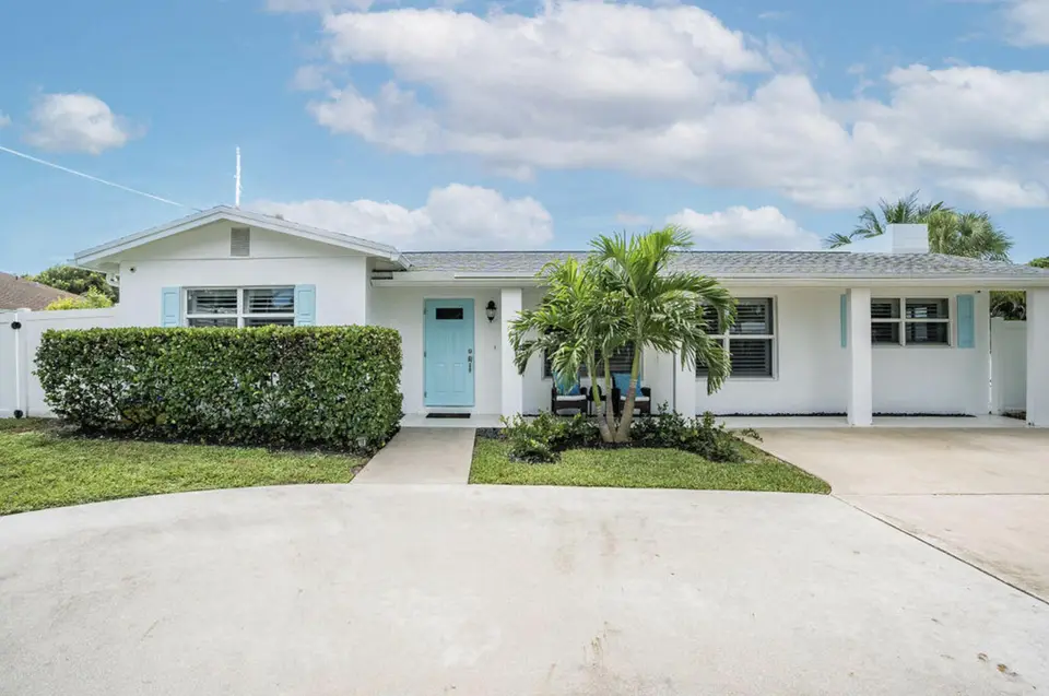 462 Tequesta Drive, Tequesta, FL 33469
