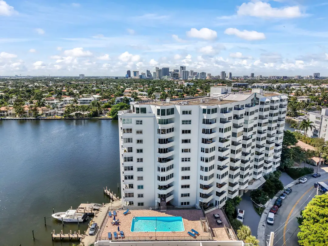 333 SUNSET Drive 104, Fort Lauderdale, FL 33301