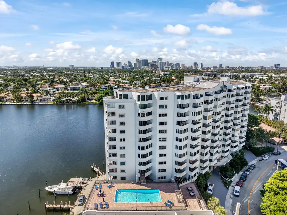 333 SUNSET Drive 104, Fort Lauderdale, FL 33301