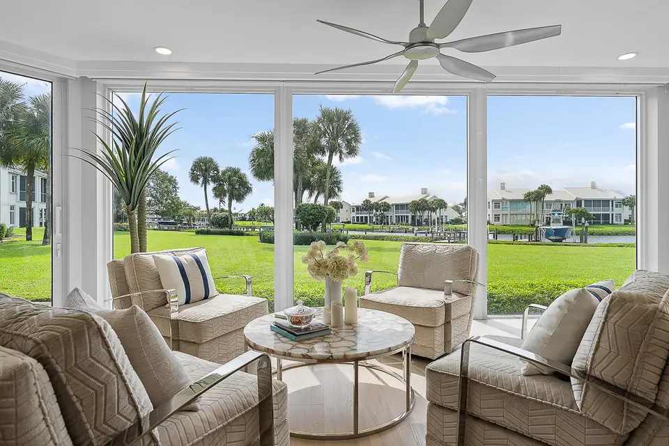 360 SPYGLASS Way 360, Jupiter, FL 33477