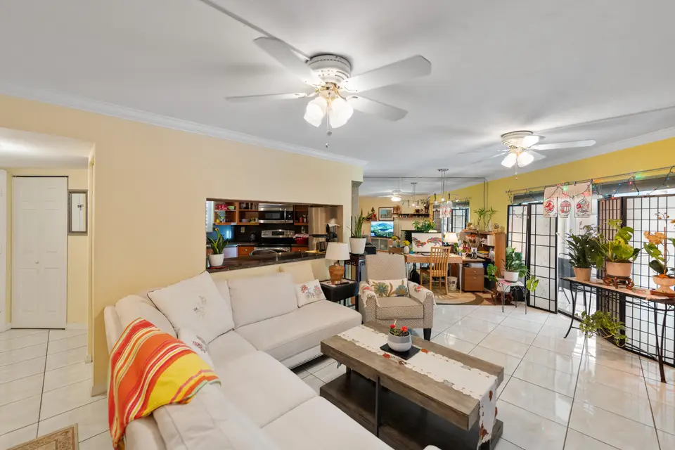 6555 W BROWARD Boulevard 403, Plantation, FL 33317
