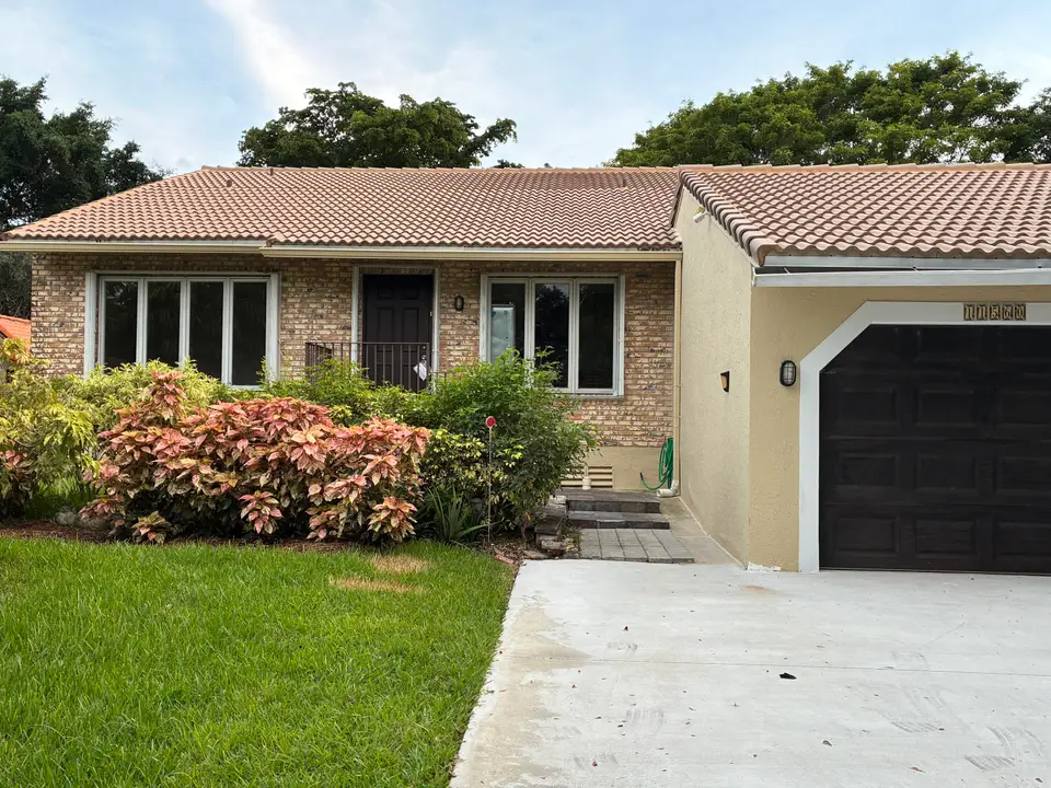 11560 NW 23RD Street NW E, Coral Springs, FL 33065