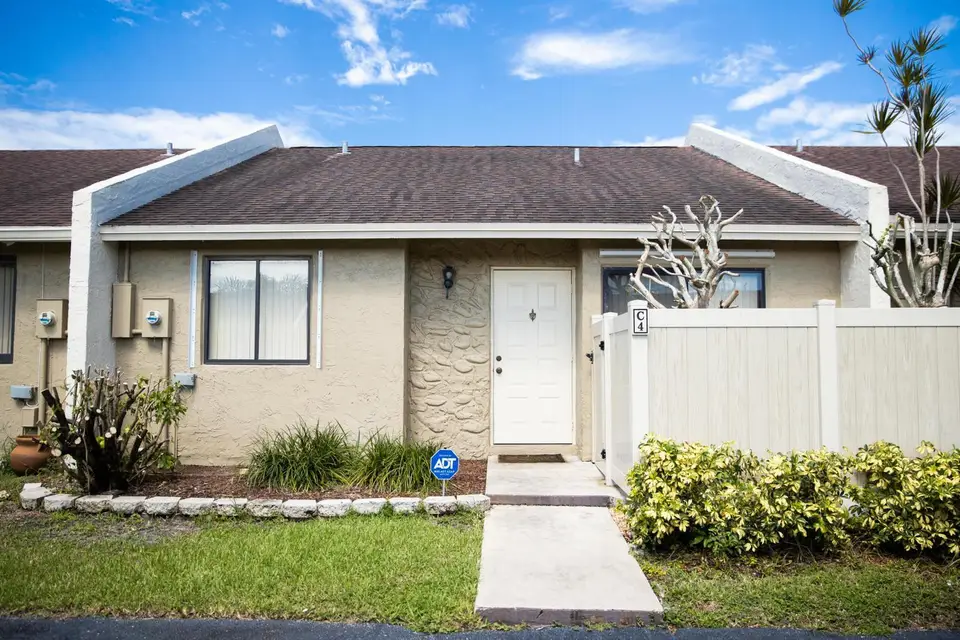10128 BOCA E C4, Boca Raton, FL 33428