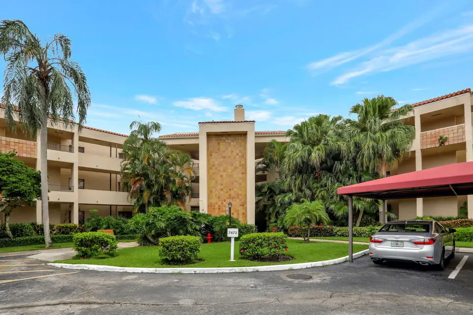 7472 La Paz Boulevard 302, Boca Raton, FL 33433