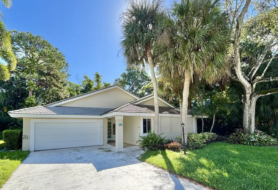 5762 Peachwood Court, Jupiter, FL 33458