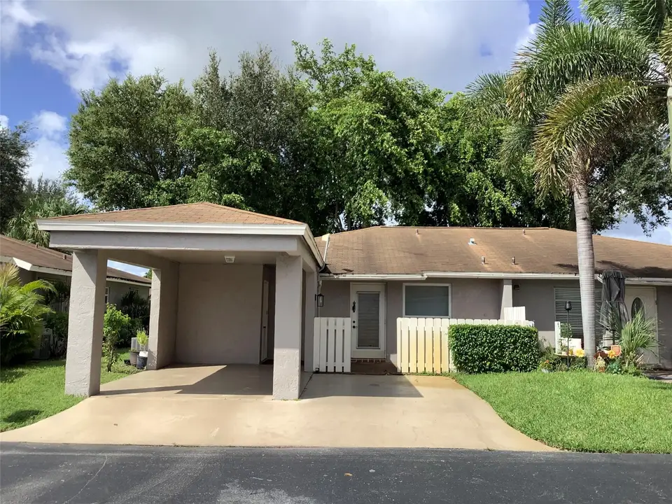 6699 Moonlit Drive, Delray Beach, FL 33446