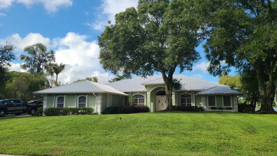 5530 SW Orchid Bay Drive, Palm City, FL 34990