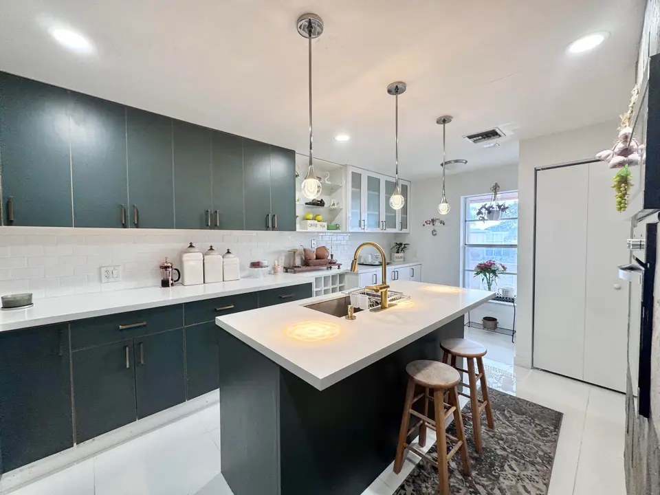 1341 NW 20TH Avenue 203, Delray Beach, FL 33445