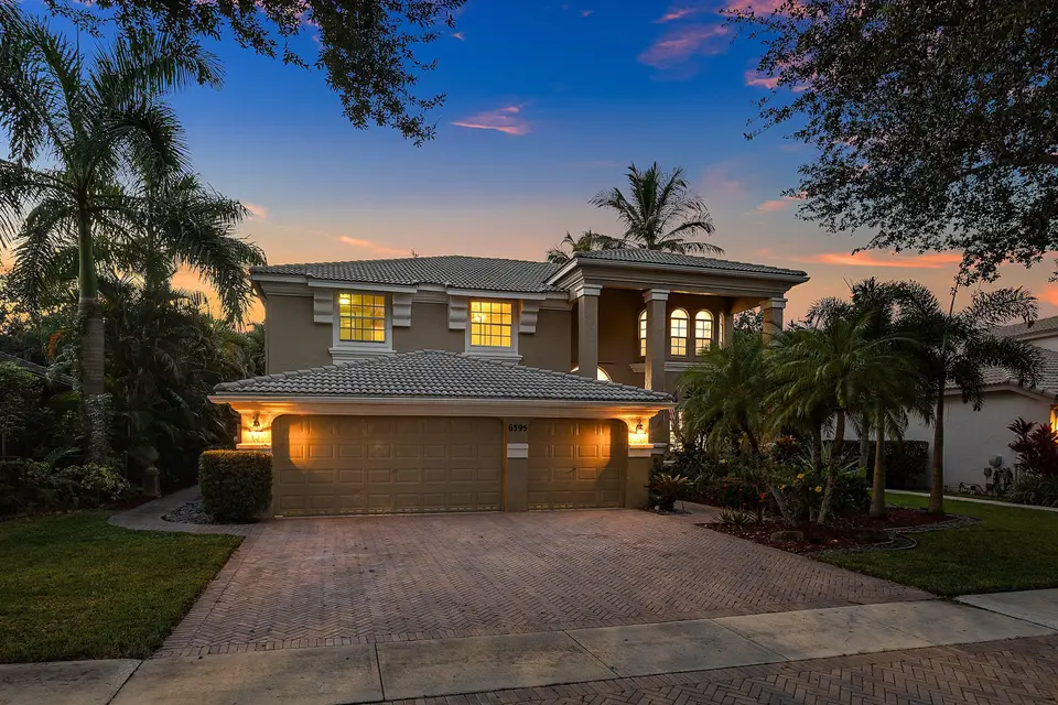 6395 Stonehurst Circle, Lake Worth, FL 33467
