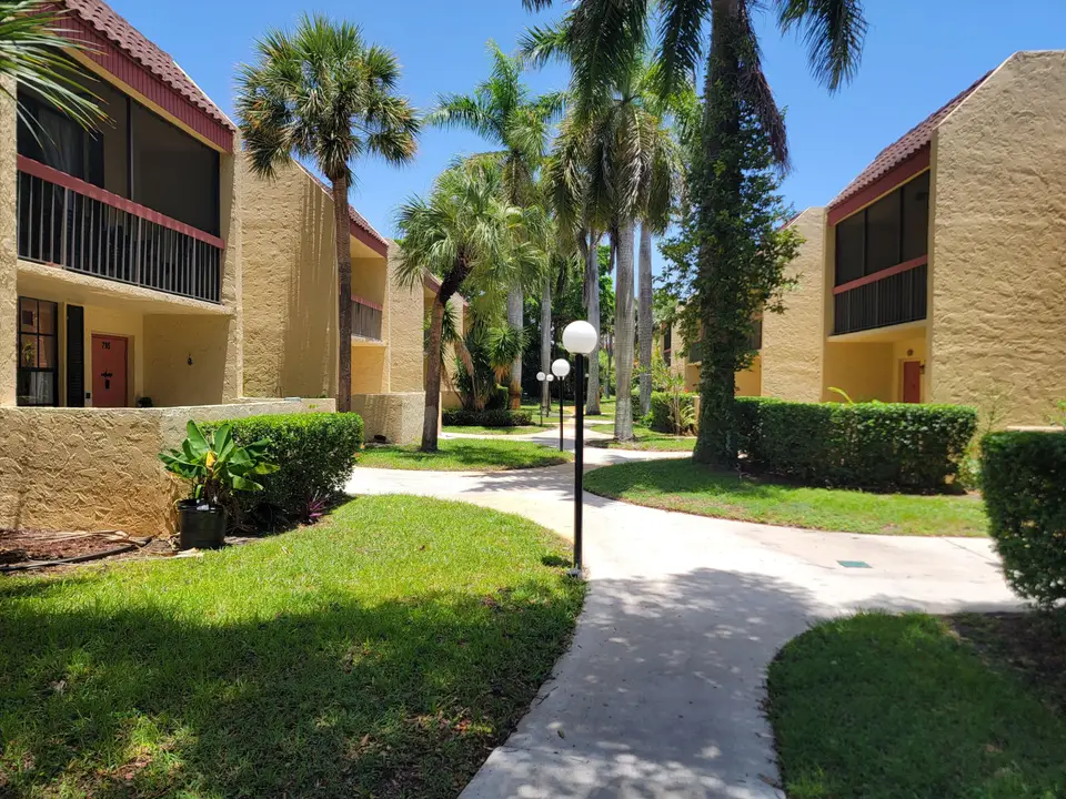791 SE 1ST Way 74, Deerfield Beach, FL 33441