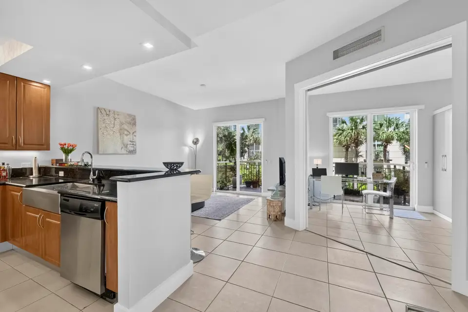 2631 NE 14TH Avenue 216, Wilton Manors, FL 33334
