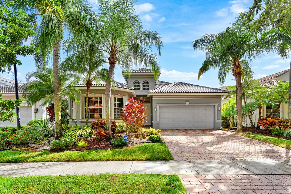 10086 Mizner Falls Way, Boynton Beach, FL 33437