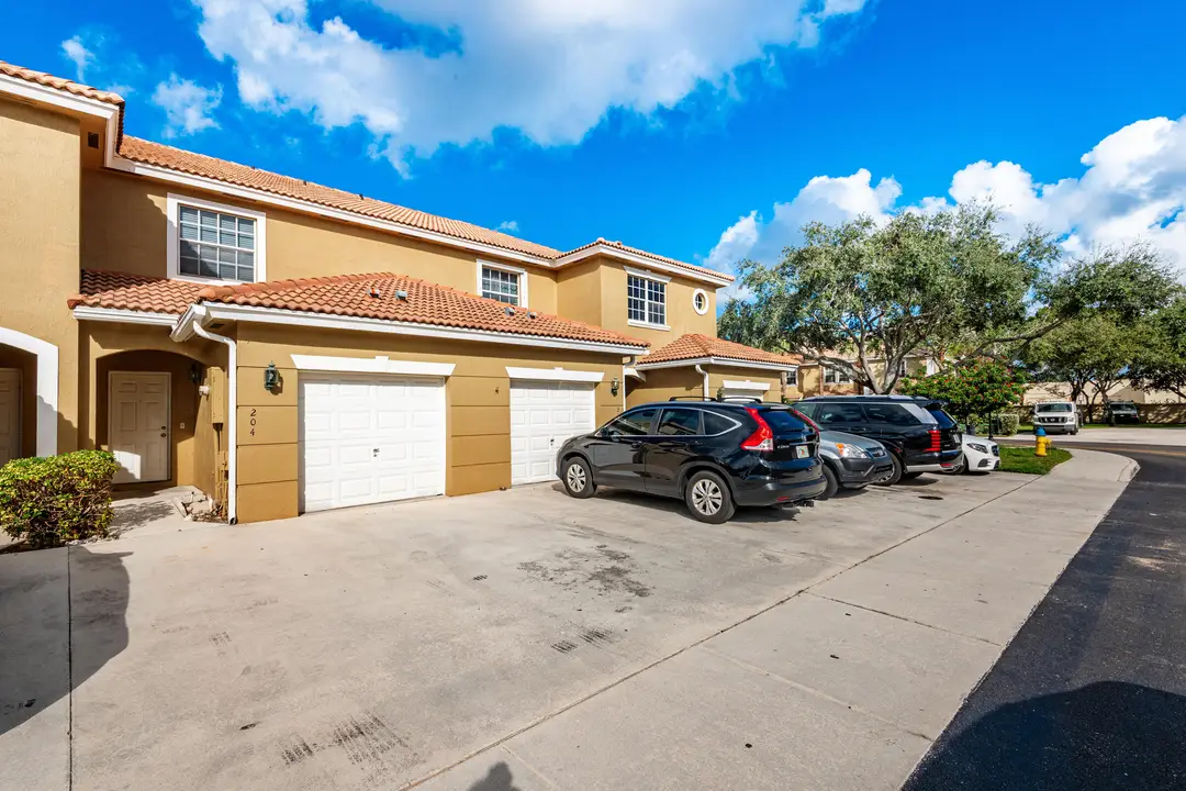 204 SW 120TH Avenue 204, Pembroke Pines, FL 33025