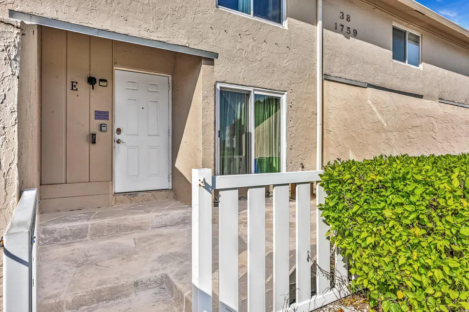 1759 NW 80TH Avenue E, Margate, FL 33063