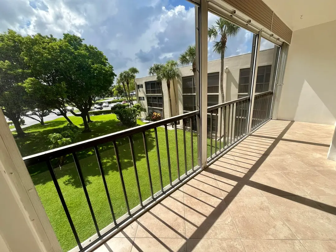 5190 LAS VERDES Circle 314, Delray Beach, FL 33484