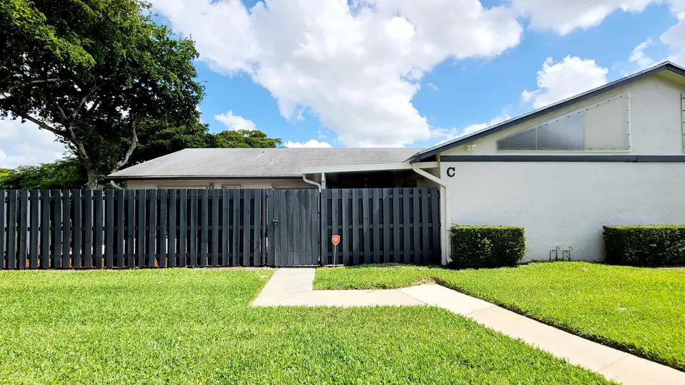 1188 Shibumy Circle C, West Palm Beach, FL 33415