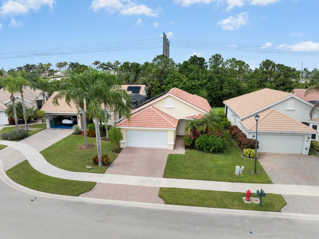 808 SW MUNJACK Circle, Port St. Lucie, FL 34986