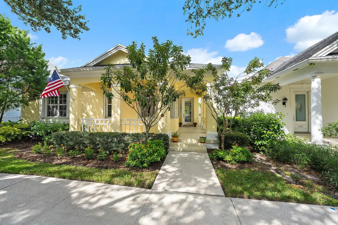 244 Honeysuckle Dr-24