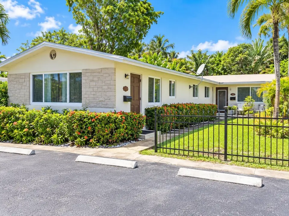 809 NE 16TH Street, Fort Lauderdale, FL 33304