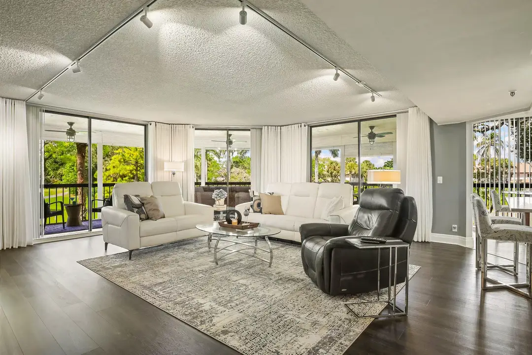 5257 Fountains Drive S 205, Lake Worth, FL 33467
