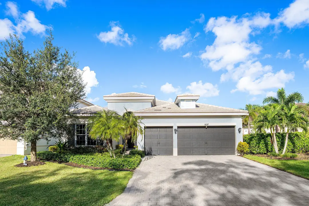 9197 Greenspire Lane, Lake Worth, FL 33467