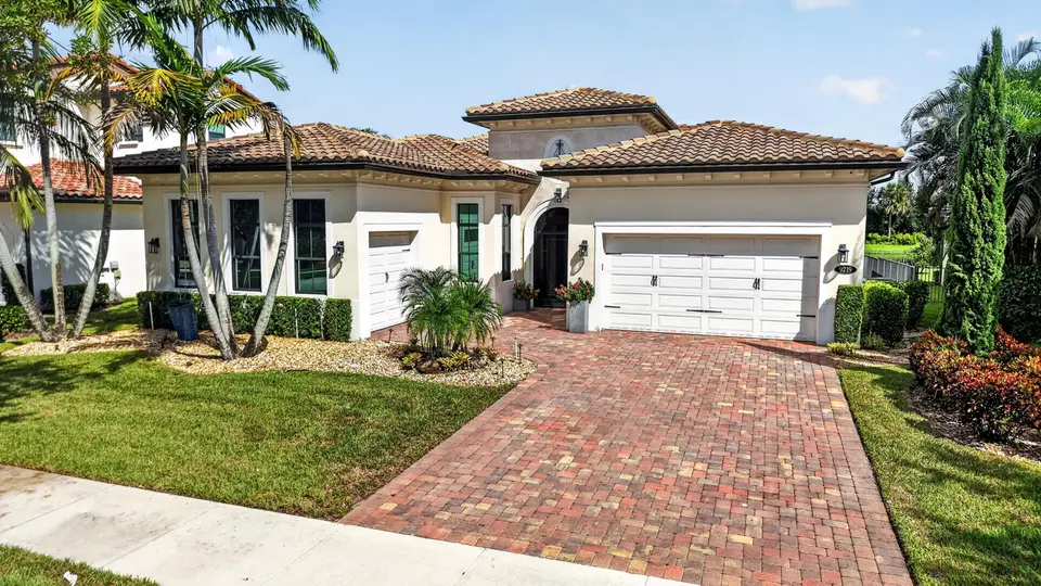 9219 Grand Prix Lane, Boynton Beach, FL 33472
