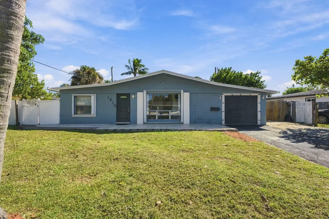 1810 NE 42ND Street, Pompano Beach, FL 33064