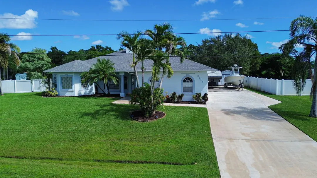 3515 SW Macon Road, Port St. Lucie, FL 34953