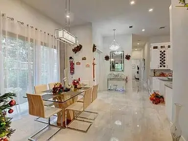 2525 OCEANVIEW Avenue, Delray Beach, FL 33444