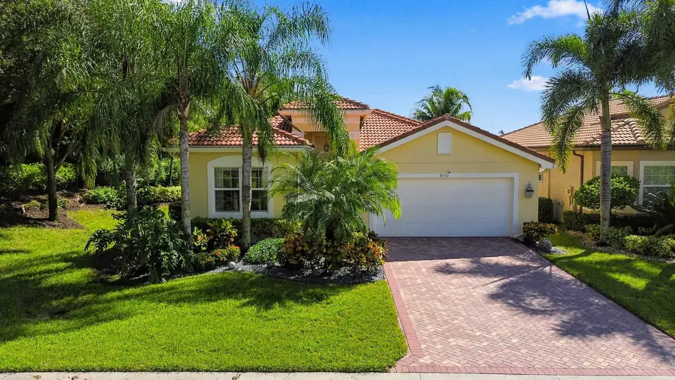 8150 Pikes Peak Avenue, Boynton Beach, FL 33473