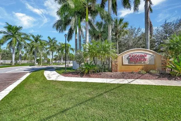 5831 Monterra Club Drive, Lake Worth, FL 33463