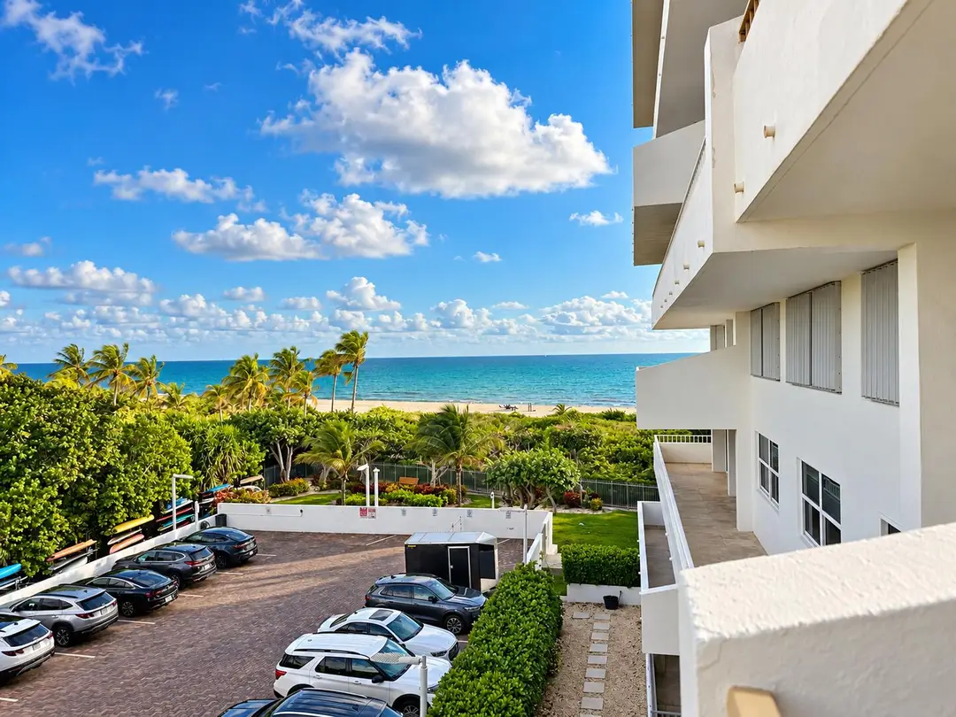 177 OCEAN LANE Drive 402, Key Biscayne, FL 33149