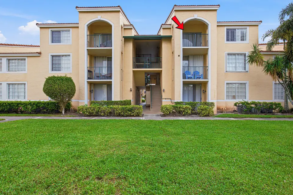 1743 Village Boulevard 304, West Palm Beach, FL 33409
